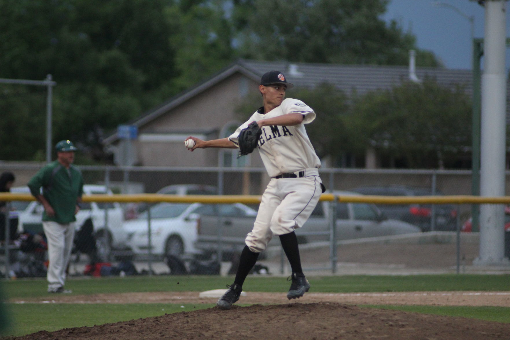 Selma vs Kingsburg baseball